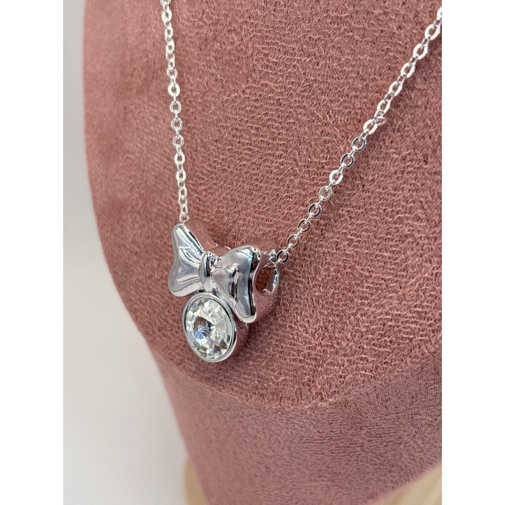Silver Tone 16” Extender Chain Necklace Bow Pendant Made With Swarovski Crystal - Picture 4 of 5
